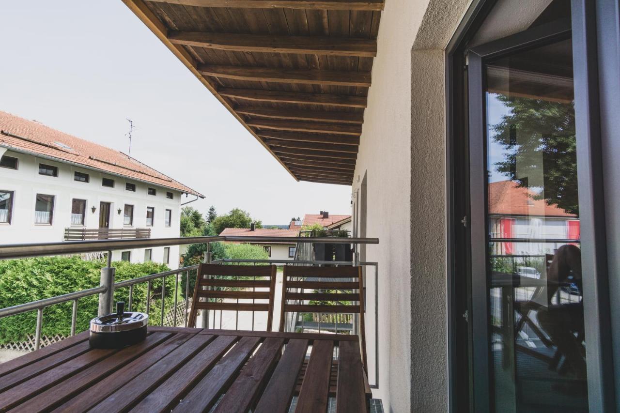 Modernes Loft Vor Den Toren Des Chiemgaus Tacherting 外观 照片
